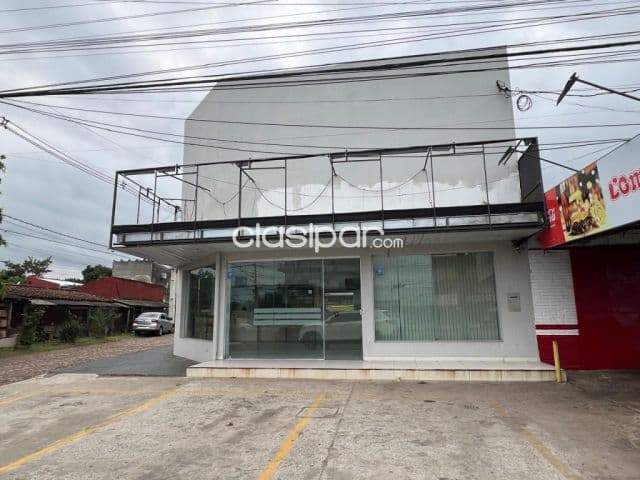 Salon Comercial en Mariano Roque Alonso Ruta Transchaco — foto principal