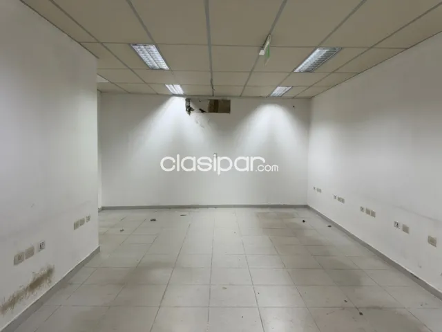 Salon Comercial en Mariano Roque Alonso Ruta Transchaco — foto 4