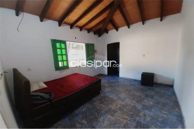 Casa en capiata, barrio loma barrero — foto 4