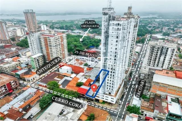 Atencion inversionistas!!! Vendo importante galeria comercial de calle a calle — foto 2