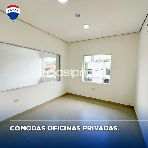 En manora oficina/local comercial en planta alta con entrada independiente, foto 2