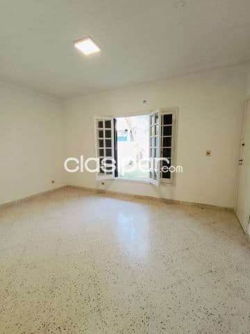 Se alquila casa en Barrio Maríscal López