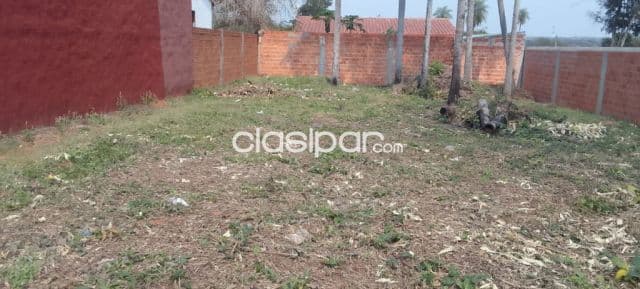 un terreno a 40 metros del asfalto en la cuidad de Altos