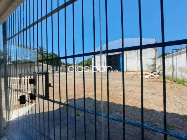 Deposito / Tinglado / En Alquiler ( en Central ), foto 2