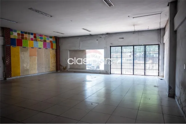 Deposito comercial con Showroom en Asuncion Zona Terminal — foto 3
