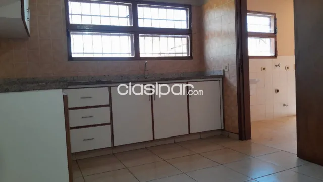 Casa en Luque zona conmebol cod 4822, foto 2