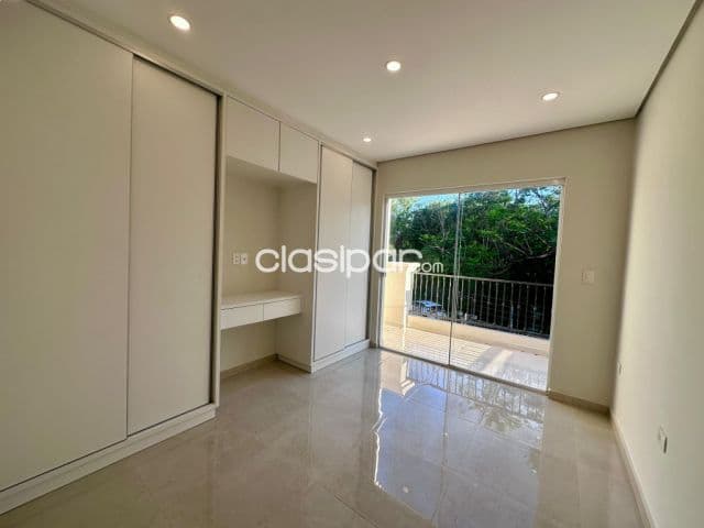 Duplex a estrenar en loma merlo - Luque de dos dormit. En