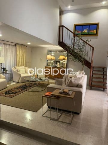Bo el dorado, prox. C. Centenario: Importante residencia, 3 dormit, escritorio, cancha — foto 1