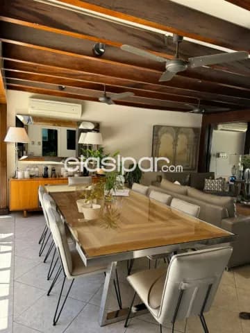 Bo el dorado, prox. C. Centenario: Importante residencia, 3 dormit, escritorio, cancha — foto 5