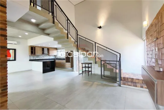 En vista alegre asuncion casa principal y dpto.tipo duplex c/amplio patio cerca av f, foto 2