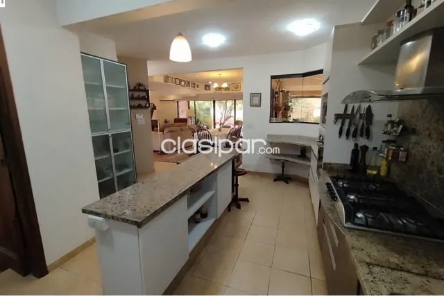 Casa 2 plantas c/1 dpto.independiente c/piscina terreno 1260 m2 lambare-bo.mbachio i, foto 2