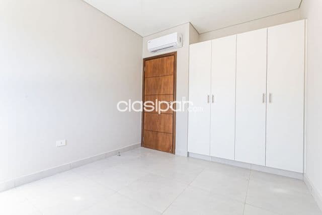 Vende Hermoso Duplex a Estrenar, en la zona altamente residencial del Shopping Pinedo