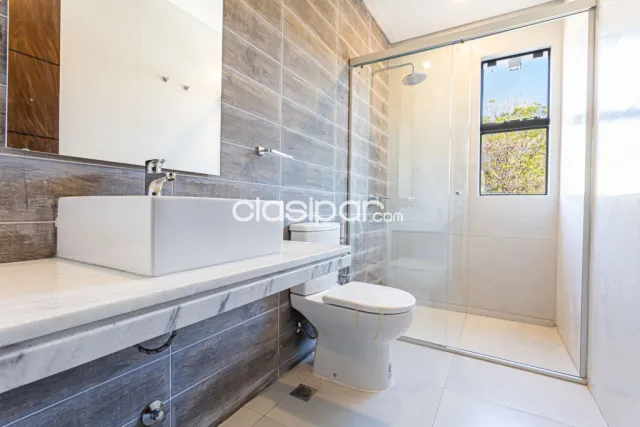 Vende Hermoso Duplex a Estrenar, en la zona altamente residencial del Shopping Pinedo — foto 5