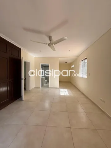 Manorá: Elegante residencia de estreno, 3 suites + escritorio, jardín, piscina, 1.800 usd — foto 5