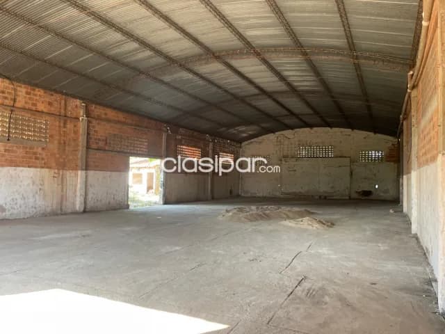 Galpón libre con patio en esquina ita enramada, foto 4