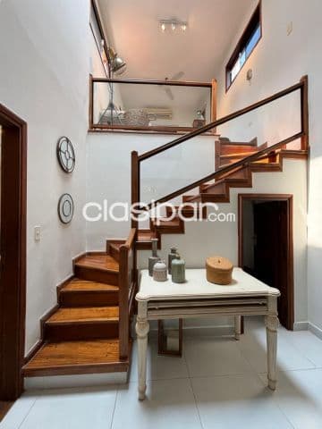 Amplia casa amoblada en surubi'i