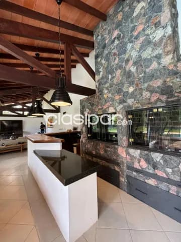 Amplia casa amoblada en surubi'i, foto 5