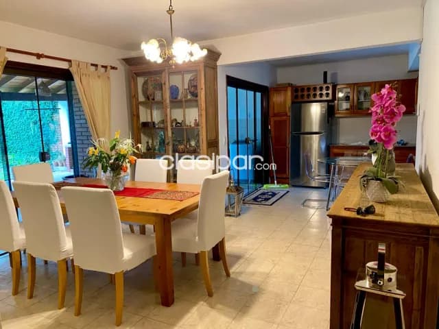 Casa en el centro de Encarnación: 3 habitaciones y 3 baños — foto 5