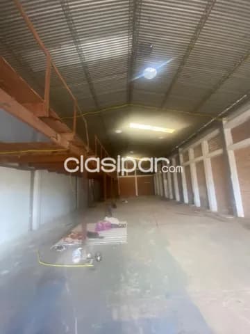 Prox. Mme. Lynch, cit: 1.300 m2, deposito + oficina, estac, entrada camiones, foto 5
