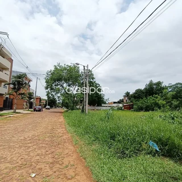 terreno de 1080 m2 en laurelty Luque, foto 3