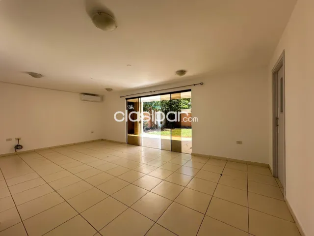 Casa en Boulevard, Luque, foto 2