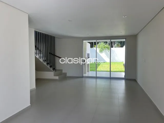 Duplex en Luque zona villa policial cod 4276, foto 5