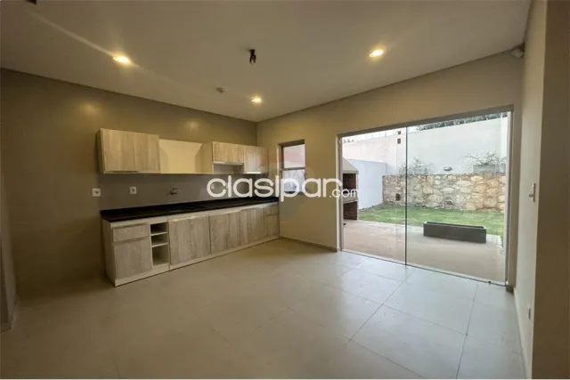 Casa - Venta - Paraguay Central Luque, foto 3