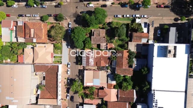 2 terrenos juntos con construcción de 1009 m2 en pleno centro de Encarnación — foto 4