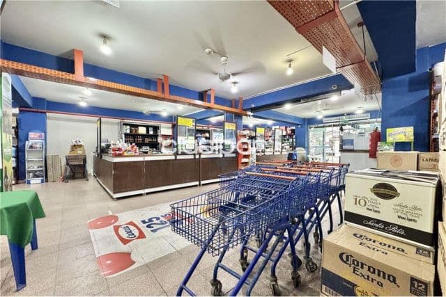 Local Comercial - Venta - Paraguay Asunción Pettirossi LOCAL COMERCIAL SOBRE AV. PERÚ 690