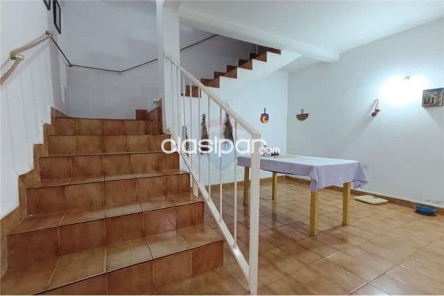 Residencia - Venta - Paraguay Central Lambaré RESIDENCIA EN LAMBARE CON PISCINA 115,000 U