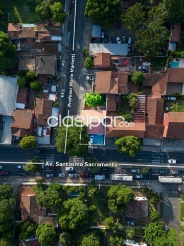 Propiedad en esquina