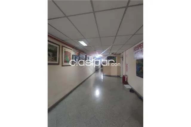Edificio de 3 plantas c/ascensor, estacionamiento, deposito en s. Petirossi — foto 2