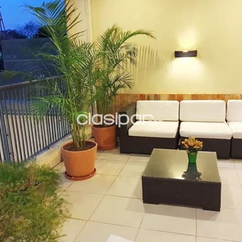 casa de 3 dormitorios en barrio Herrera Asunción — foto 2