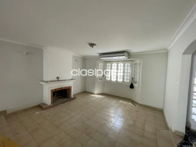 Bo Herrera, goethe: Confortable residencia en pb, 3 dormit, jardín, piscina, garajes, foto 3