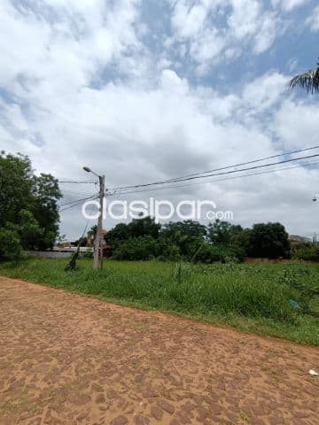 Terreno en Luque barrio laurelty cod 4487
