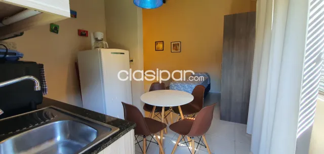 Hermoso departamento monoambiente totalmente amoblado en Luque — foto 2