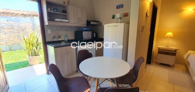 Hermoso departamento monoambiente totalmente amoblado en Luque — foto 3