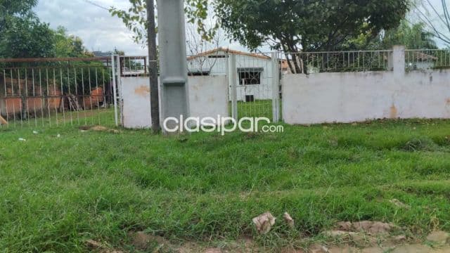 Casa en limpio zona piquete cue cod 4550 — foto 1