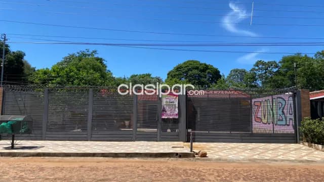 HERMOSA CASA EN San Lorenzo. Barrio tranquilo y seguro — foto 2