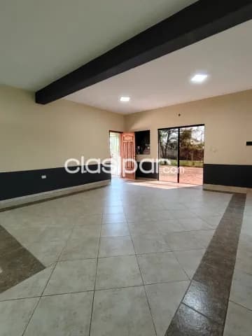en Limpio amplio Terreno con Tinglado Zona Gral Elizardo Aquino — foto 4