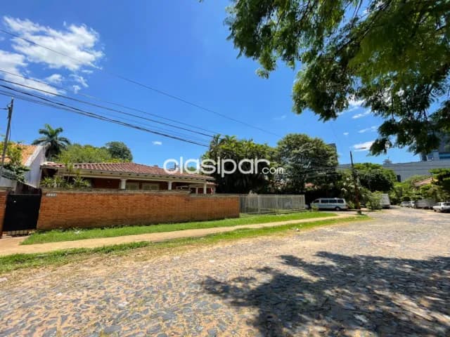 Propiedad en esquina de 900m2 en ycua sati, foto 3
