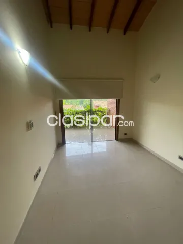 Los laureles alquilo: Impecable dúplex, 3 dormit, amplios ambientes, 2 garajes, parrilla — foto 5