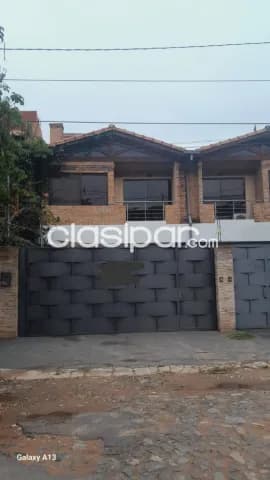 Prox. Mburucuyá, molas lópez: Impecable dúplex, ambientes amplios, 3 dormit, 3 pisos, foto 2
