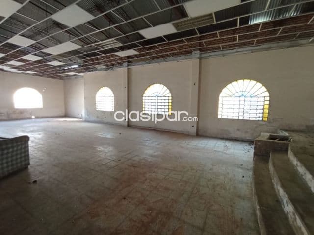 Asunción - centro: Casa, salón, 200 m2 p/ iglesias, auditorios, empresas, etc