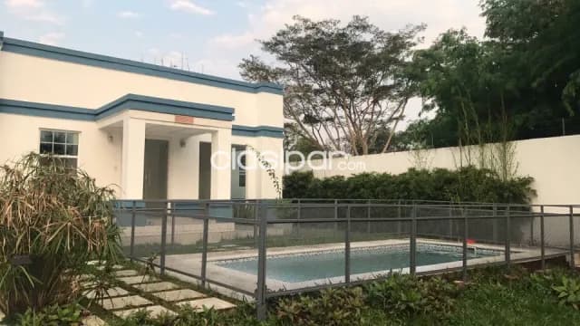 Casa de 3 dormitorios con piscina en Lambare Zona Yacht y SEK, foto 3