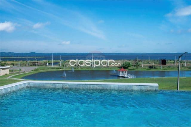 Exclusiva Residencia con Vista al Lago Ypacaraí 585,000 USD Paraguay Cordillera San Be