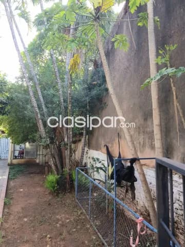Propiedad en barrio san cristobal de 611 mts2 , casa y local comercial al lado — foto 3