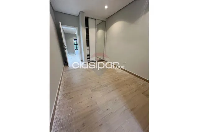 Lujoso duplex c/cocina amob. A pasos de stma Trinidad en zona altamente residencial — foto 2