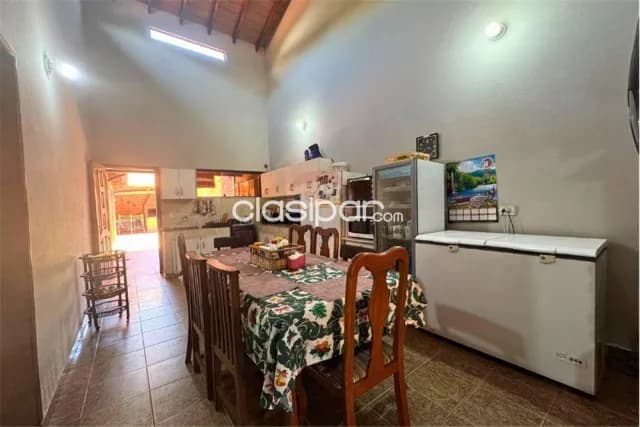 ¡Oportunidad única en el prestigioso barrio de San Jorge, Asunción! Ubicada sobre la call, foto 4