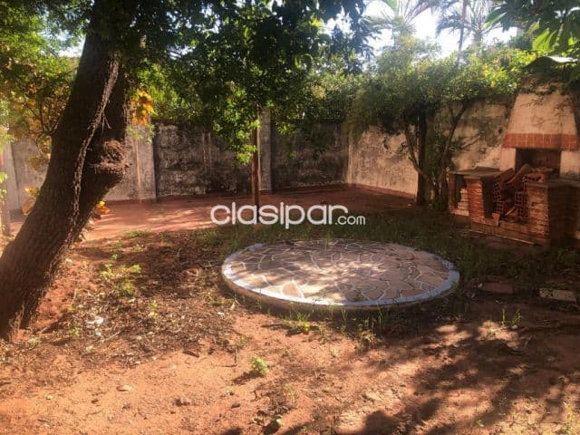 Casa a reciclar o demoler en el centro de asuncion